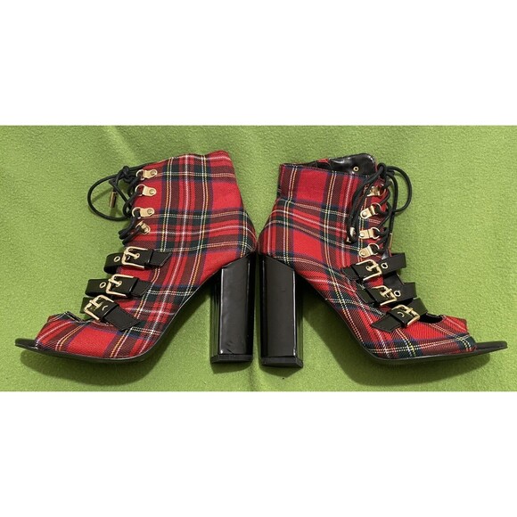 Lemon Drop by Privileged Chloee Red Plaid Tartan Lace up Peep Toe Boots - Size 9 - Picture 1 of 7